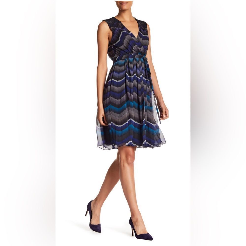 Diane von furstenberg women’s 8 silk true wrap Bali patterned dress